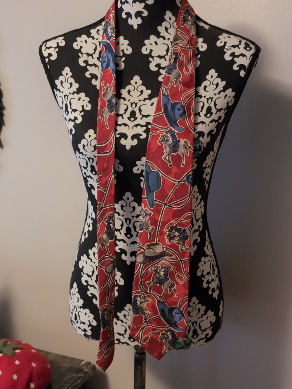 Vintage Wembley Silk Tie